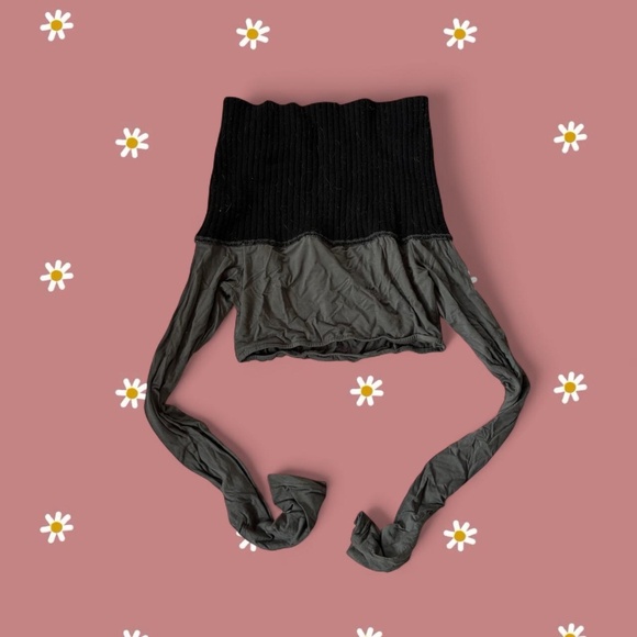 The Kript Women's Black and Gray Crop-Top - Picture 4 of 5